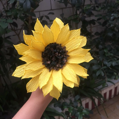 指尖綻放的浪漫 手工紙藤花小花束，獻給特別的禮物